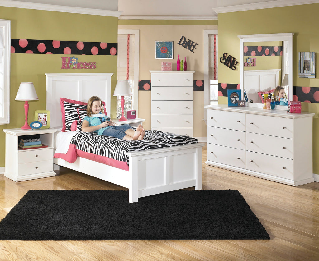 Bostwick Shoals White Twin Panel Bed, Chest and 2 Nightstands