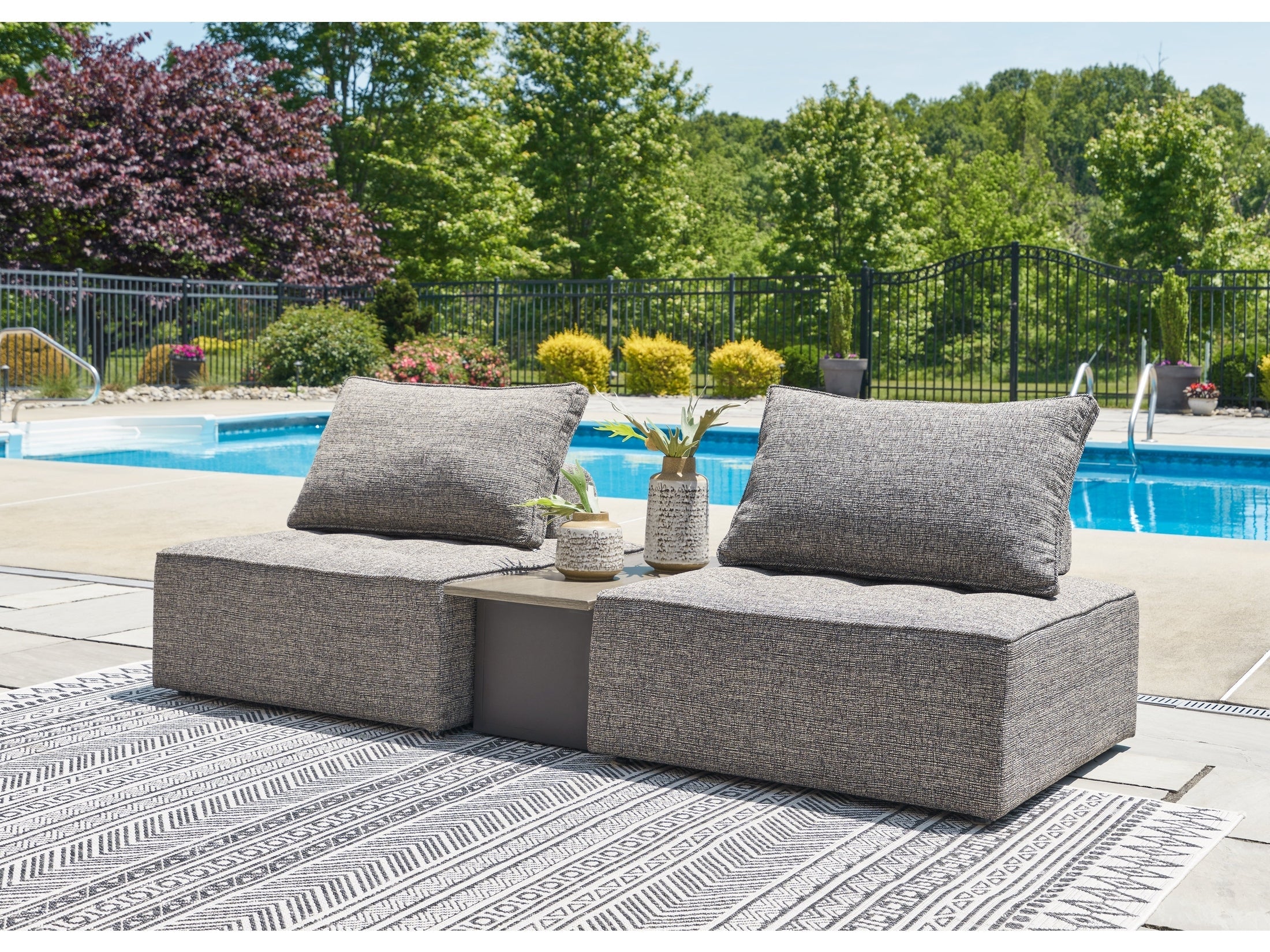 Bree Zee Brown 3-Piece Outdoor Sectional