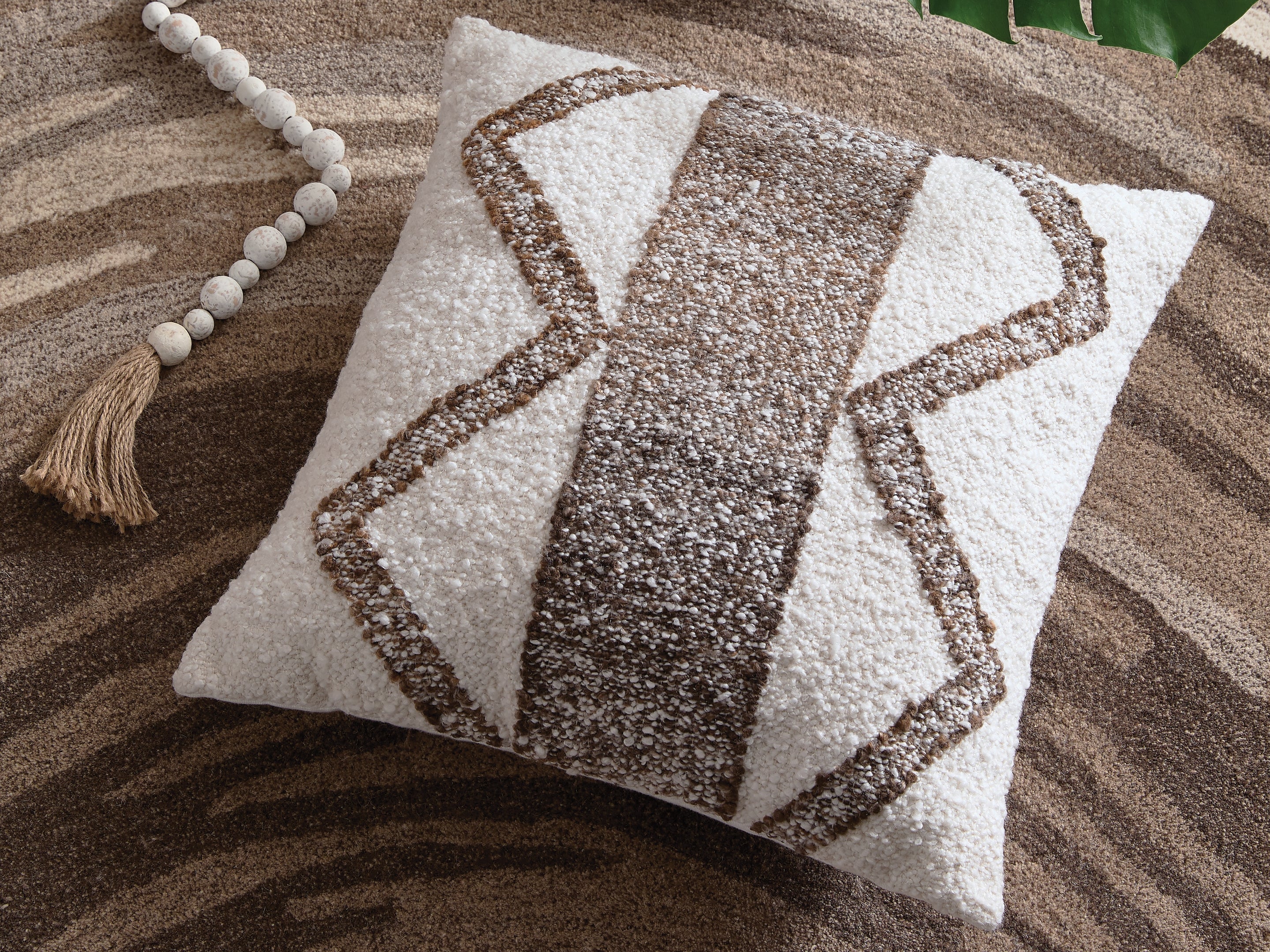 Brettwood Ivory/Brown Pillow (Set of 4)