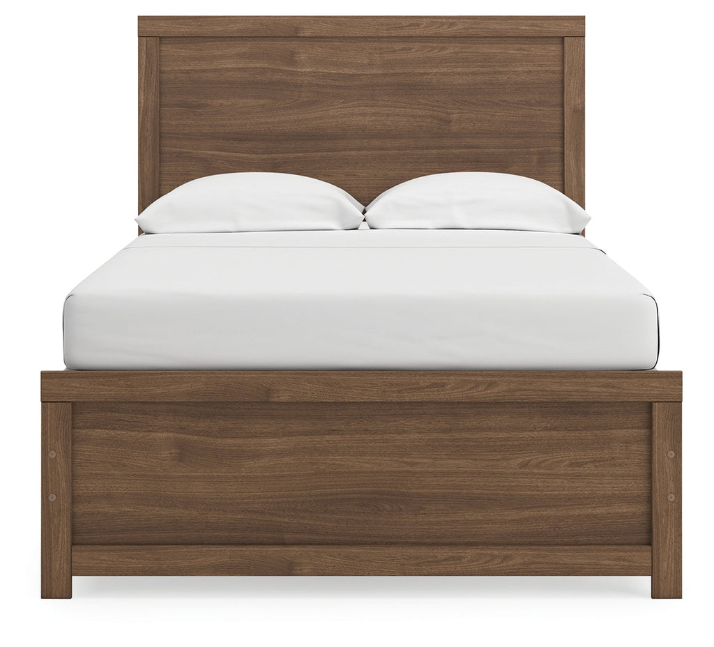 Broachmyn Auburn Full Panel Bed, Dresser and Mirror
