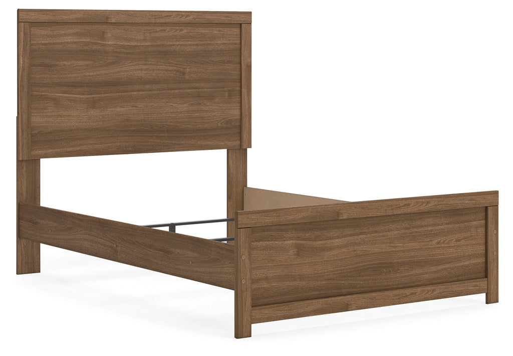 Broachmyn Auburn Full Panel Bed, Dresser and Mirror