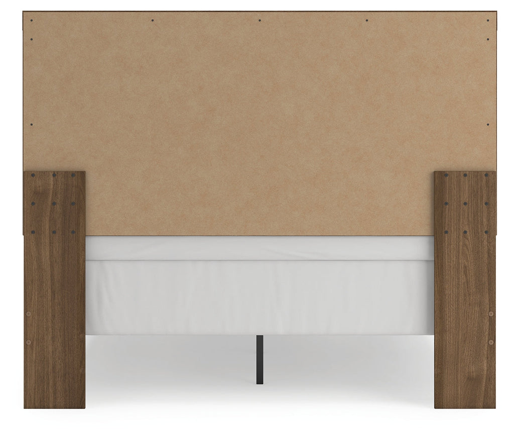 Broachmyn Auburn Queen Panel Bed, Dresser and Mirror