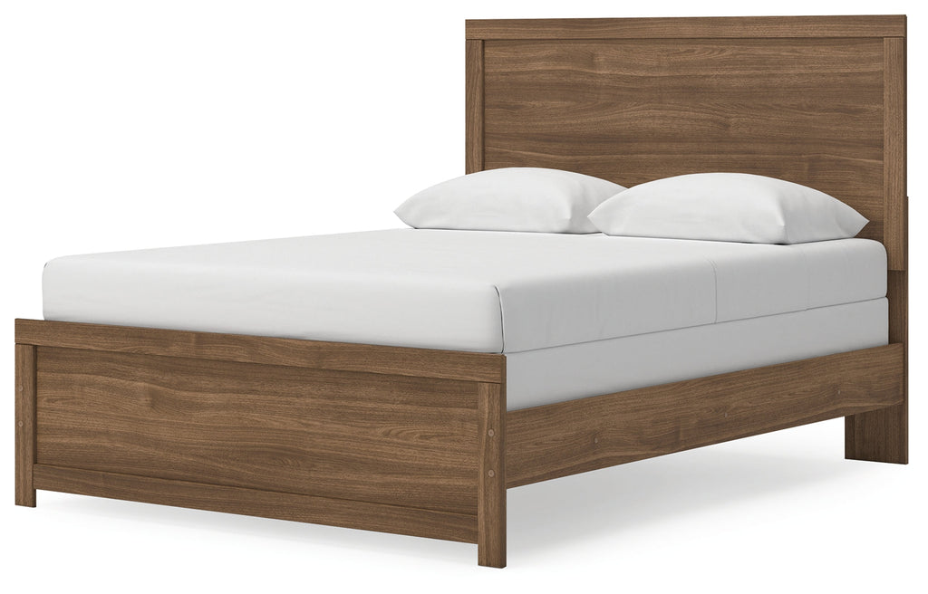 Broachmyn Auburn Queen Panel Bed, Dresser and Mirror
