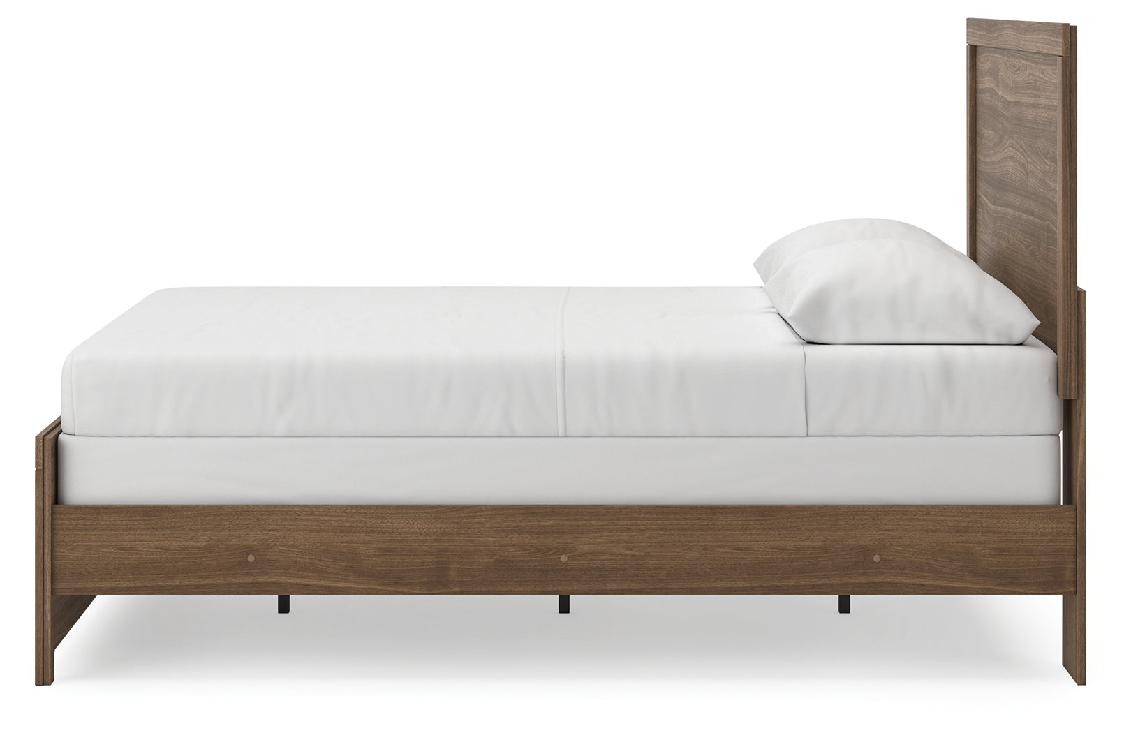 Broachmyn Auburn Queen Panel Bed