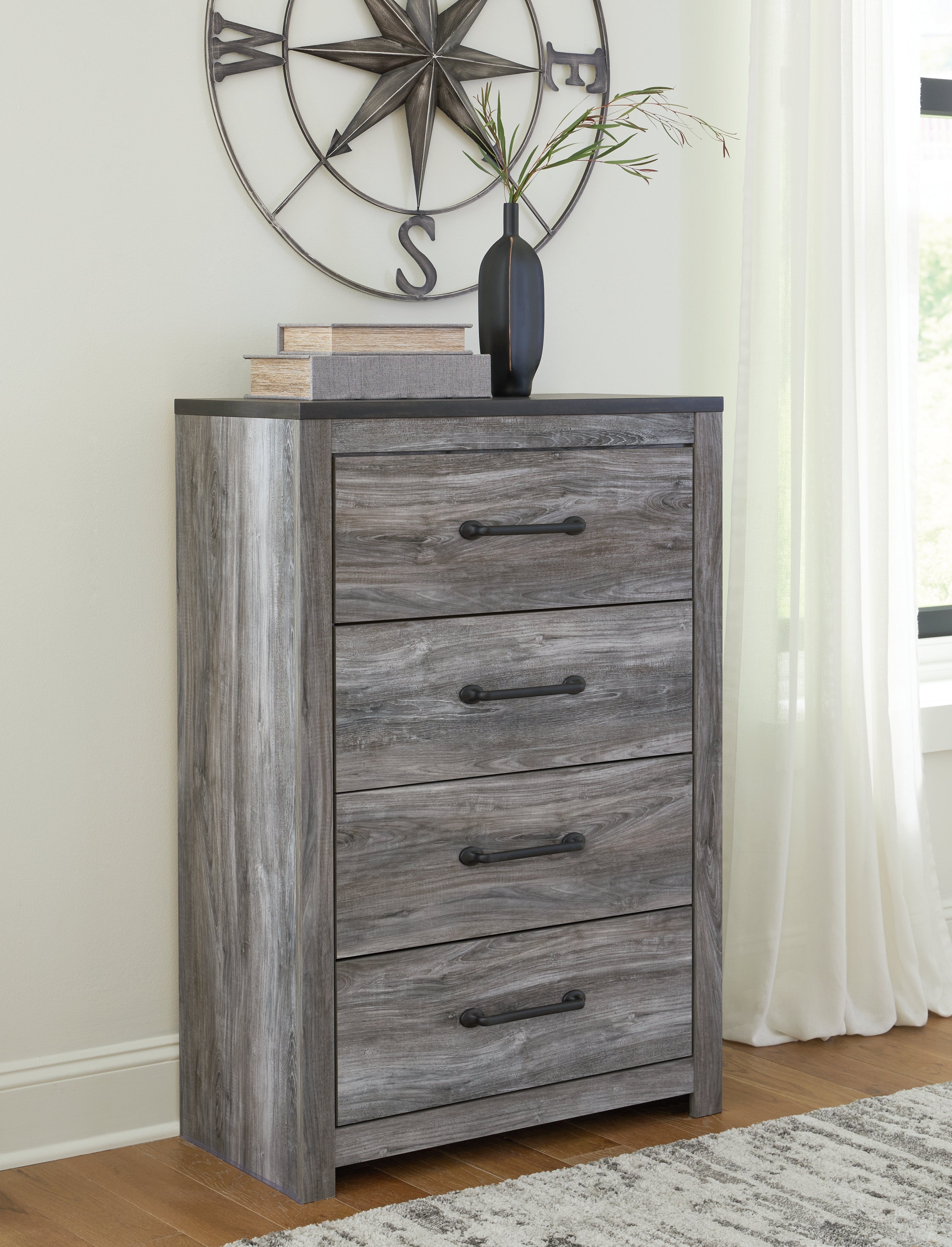 Bronyan Queen Panel Bedroom Set, Dark Gray
