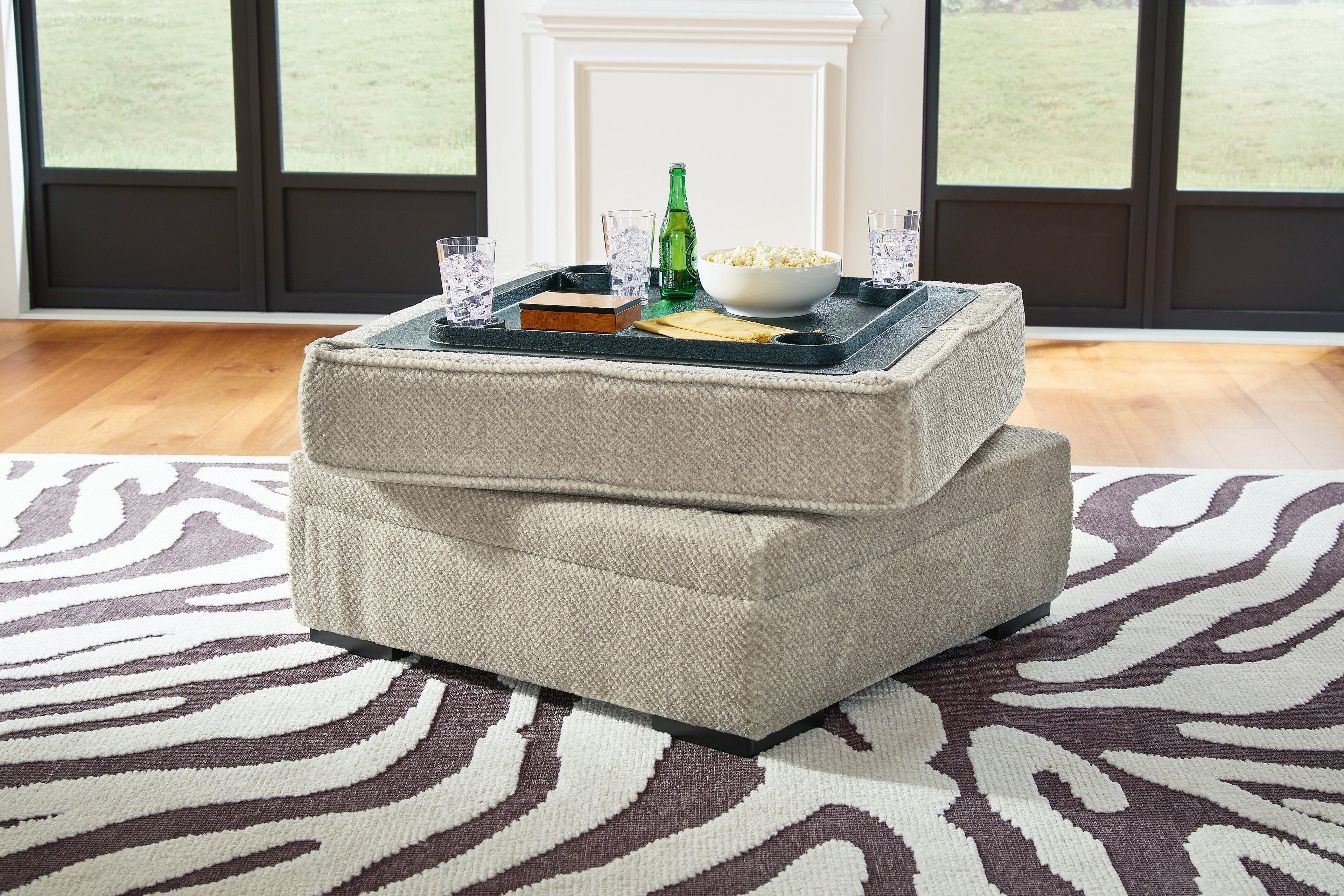 Calnita Sisal Ottoman w/ Storage