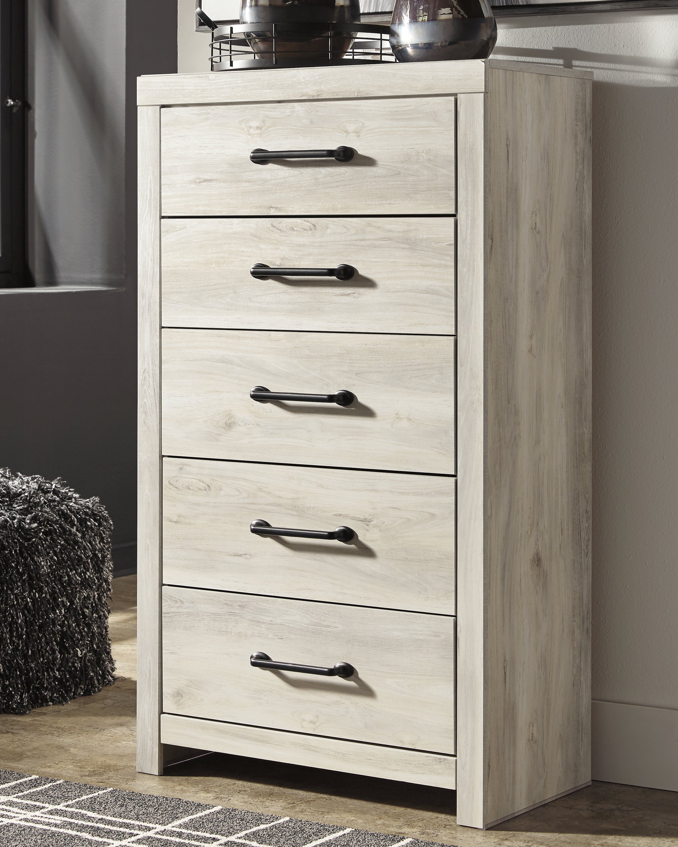 Cambeck Whitewash Queen Storage Bedroom Set with Chest and Nightstand