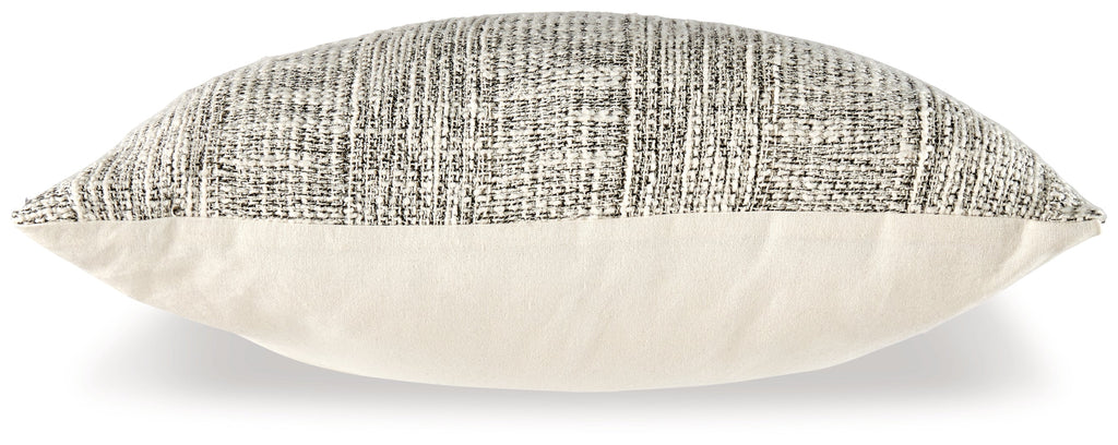 Carddon Black/White Pillow