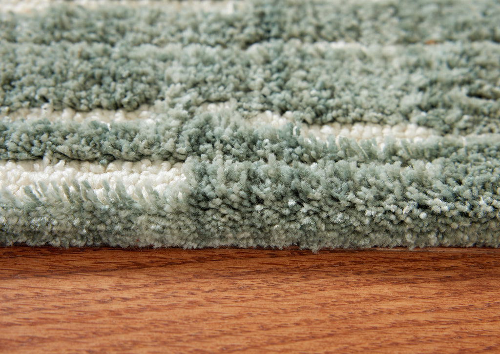 Cayworth Teal/White 8' x 10' Rug