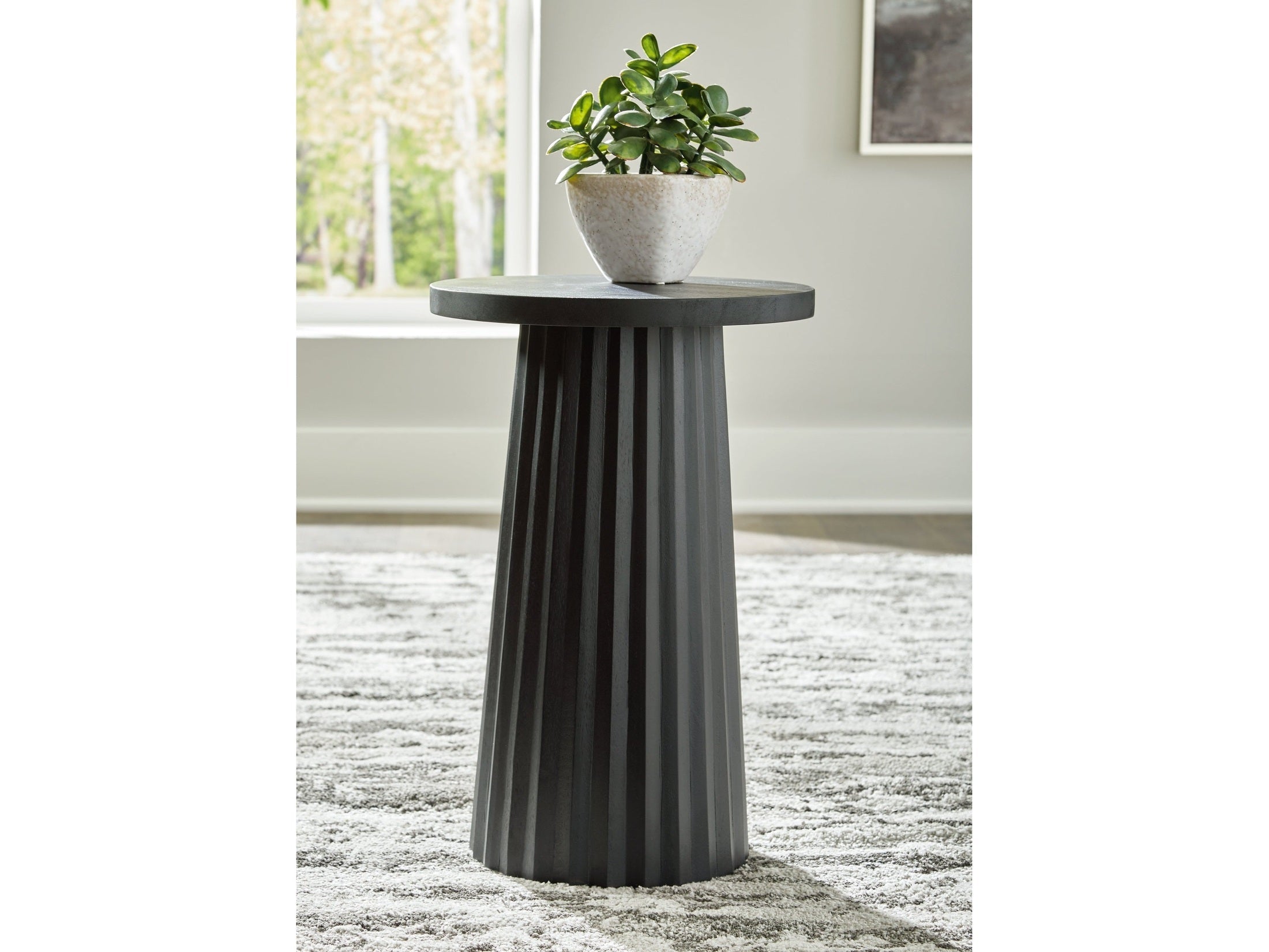 Ceilby Black Accent Table