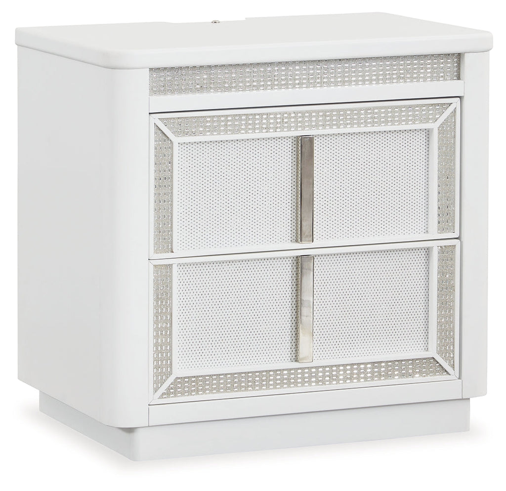 Chalanna White Queen Panel Storage Bedroom Set with Nightstand
