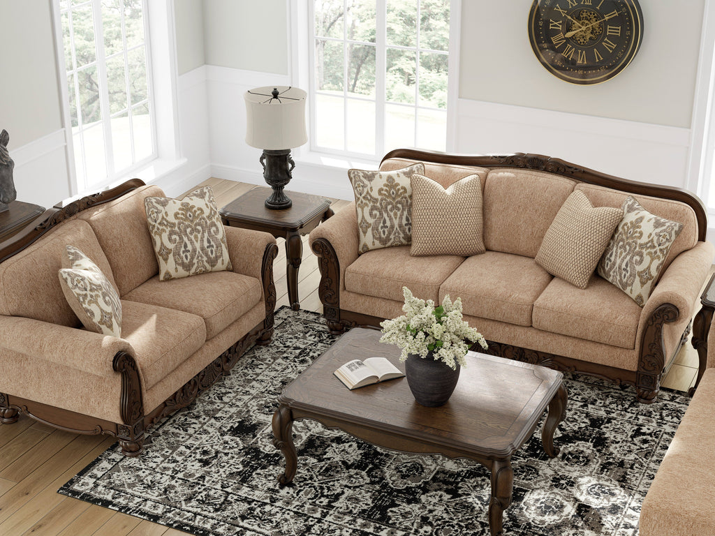 Chelsworth Golden Loveseat