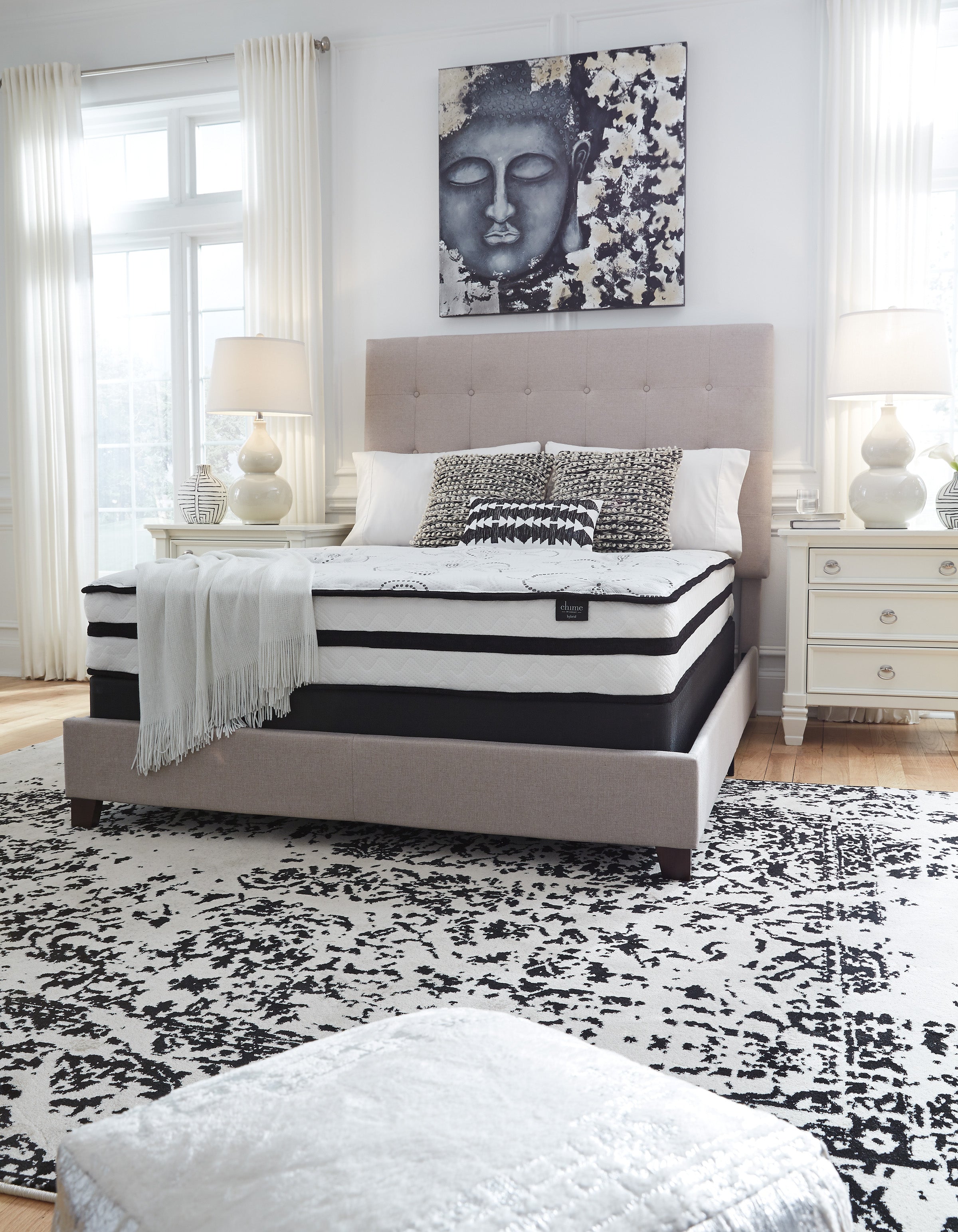 Chime 10 Inch Hybrid King Mattress in a Box