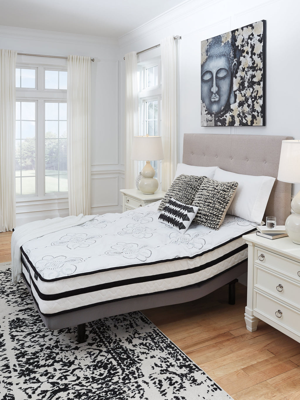Chime 10 Inch Hybrid White 10 Inch Queen Mattress and Pillow