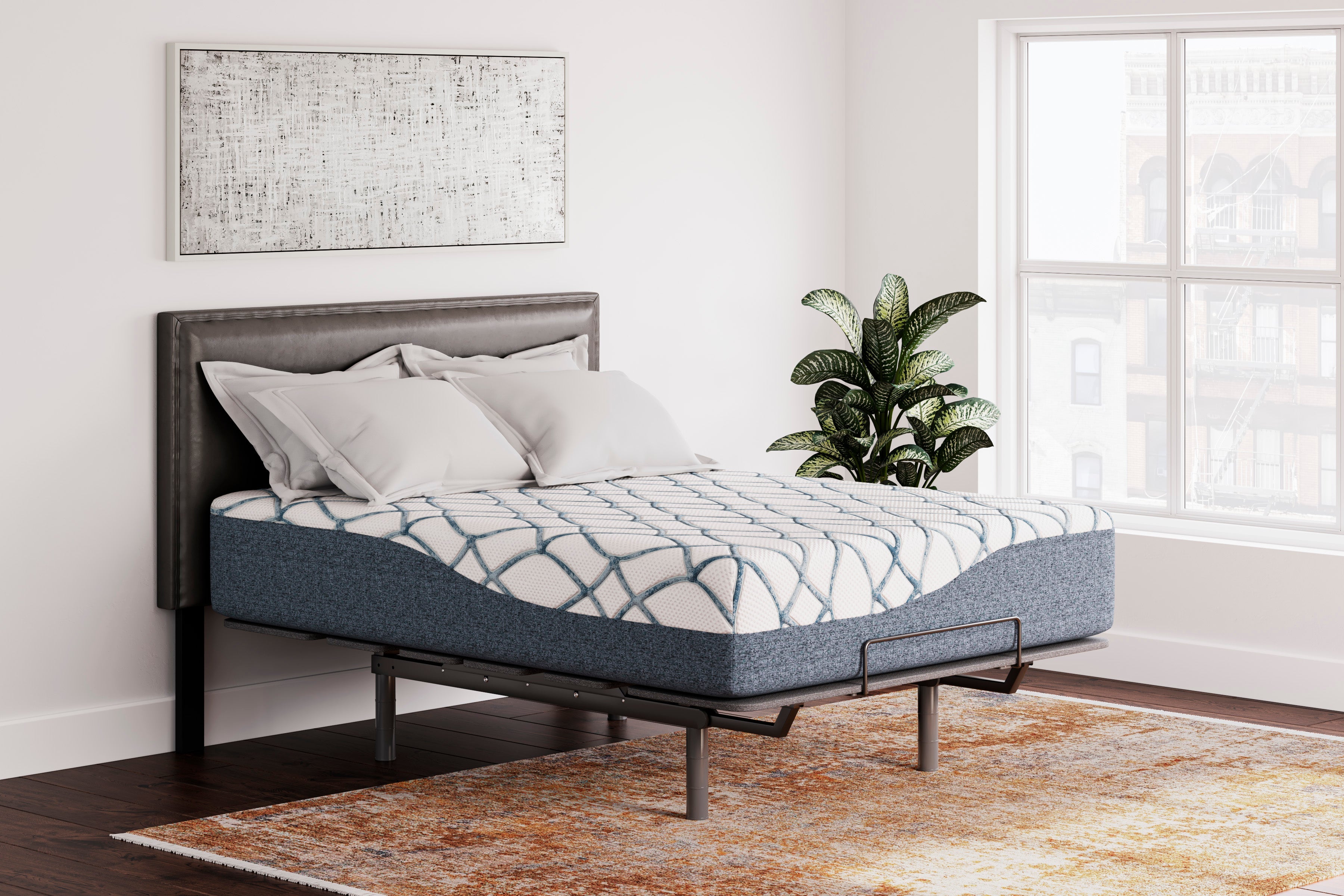 Chime Elite 2.0 White/Blue Memory Foam 14 Inch Mattress / Ultra Plush