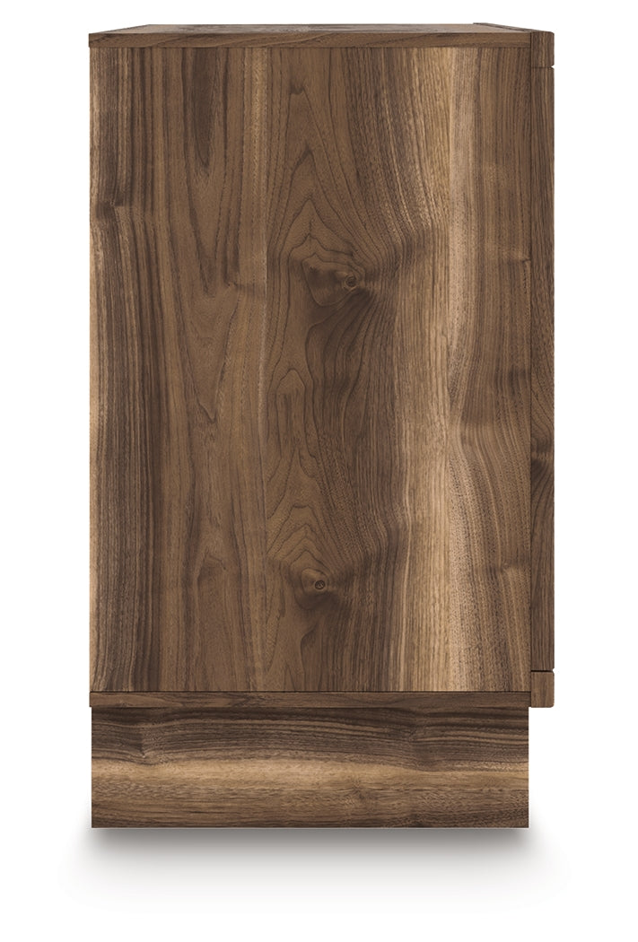 Chirason Brown Six Drawer Dresser