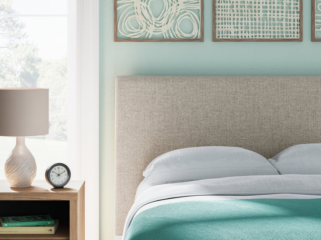 Cielden Gray Full Upholstered Bed with Roll Slats