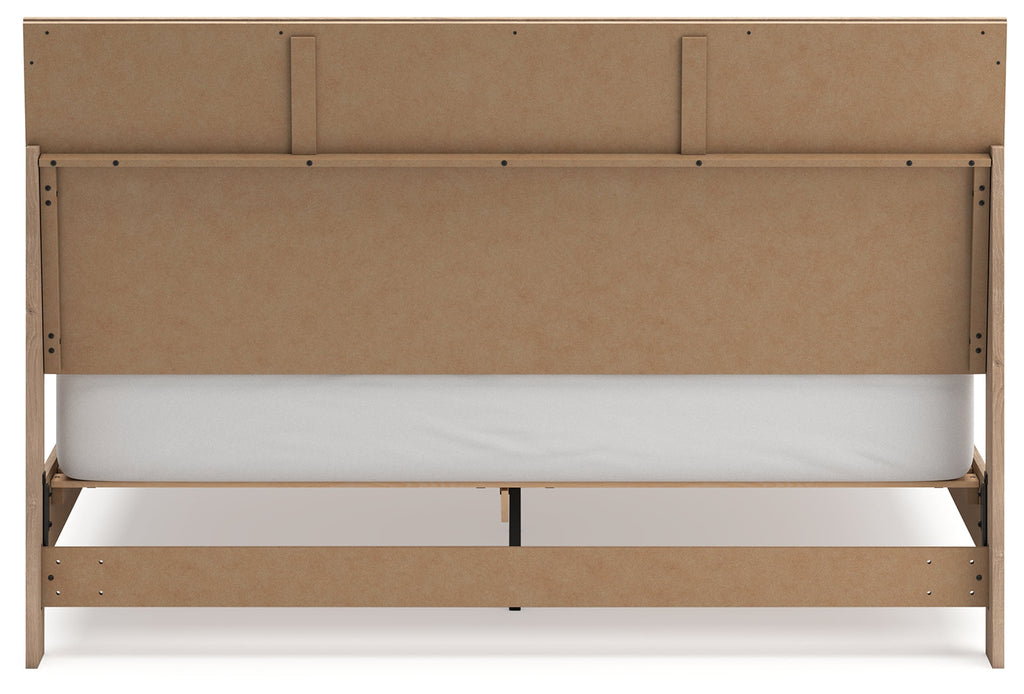 Cielden Two-tone King Panel Bed & Dresser & Mirror & Nightstand
