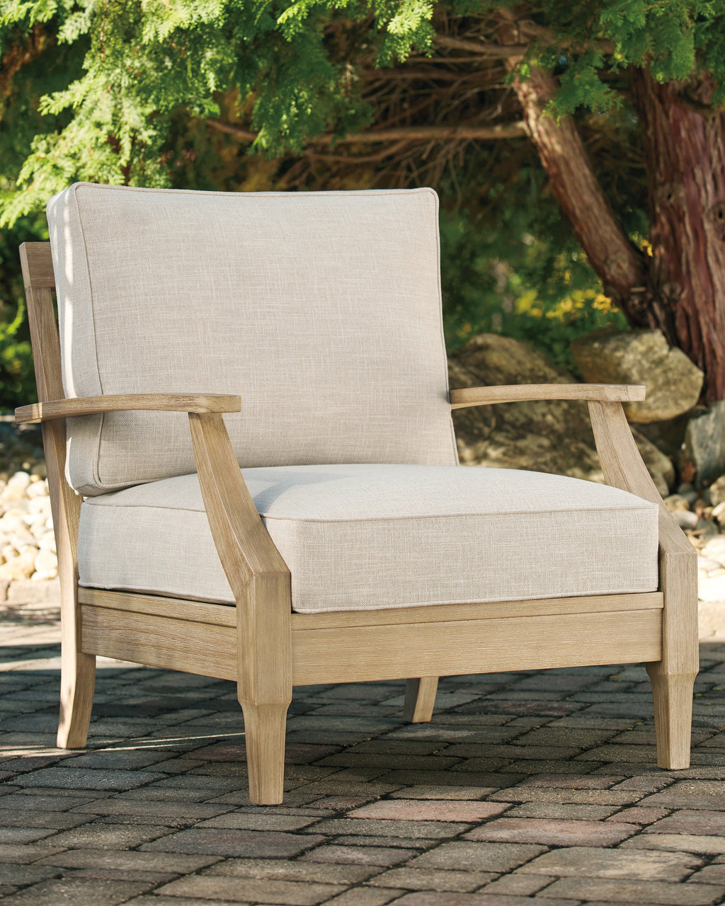 Clare View Beige Outdoor Loveseat and 4 Lounge Chairs
