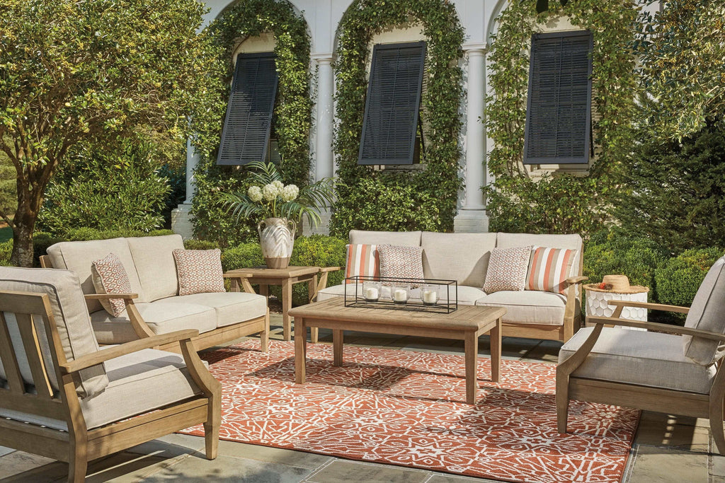 Clare View Outdoor Seating Group / 4pc