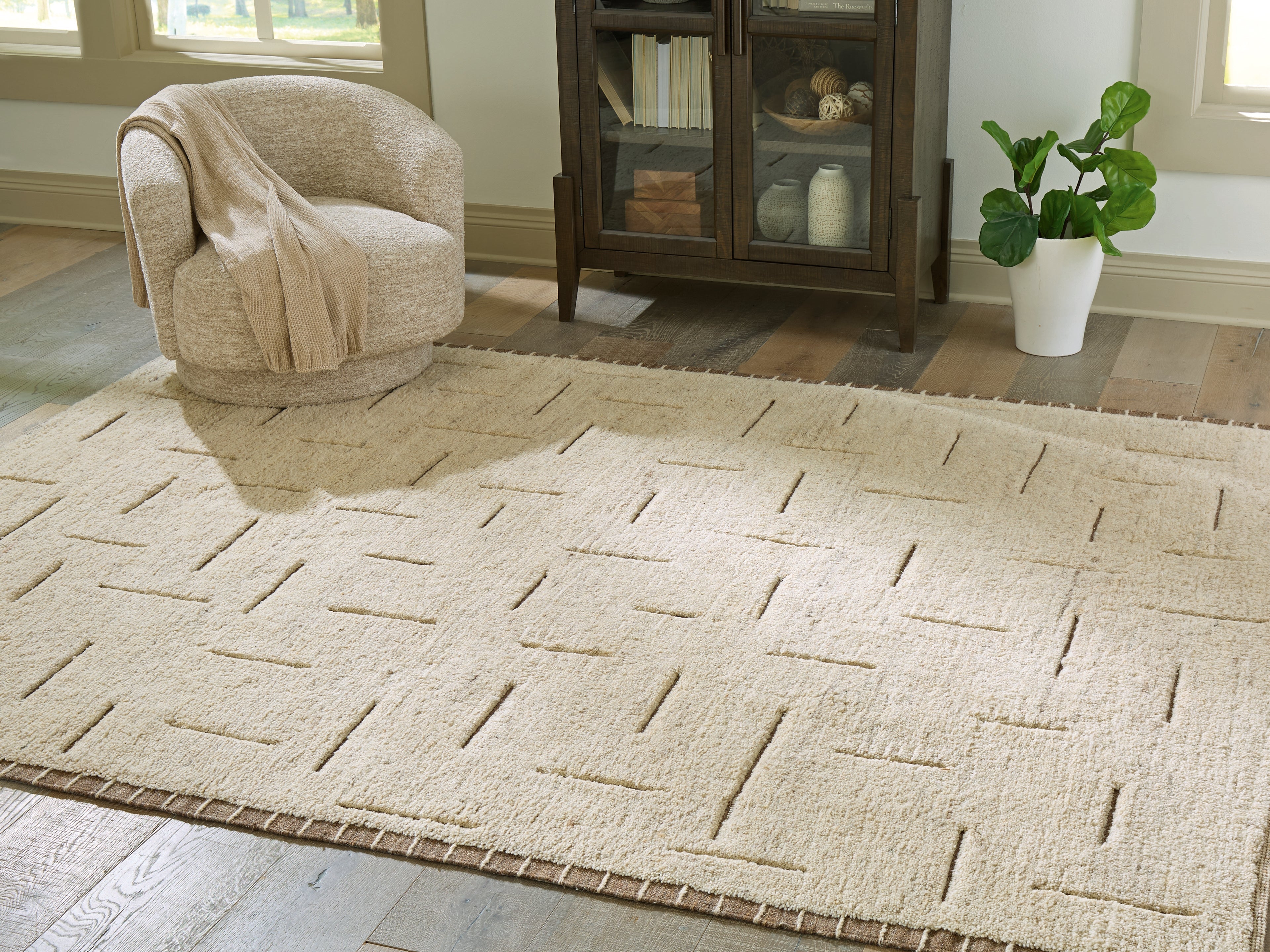 Clayman Beige/Brown Large Rug
