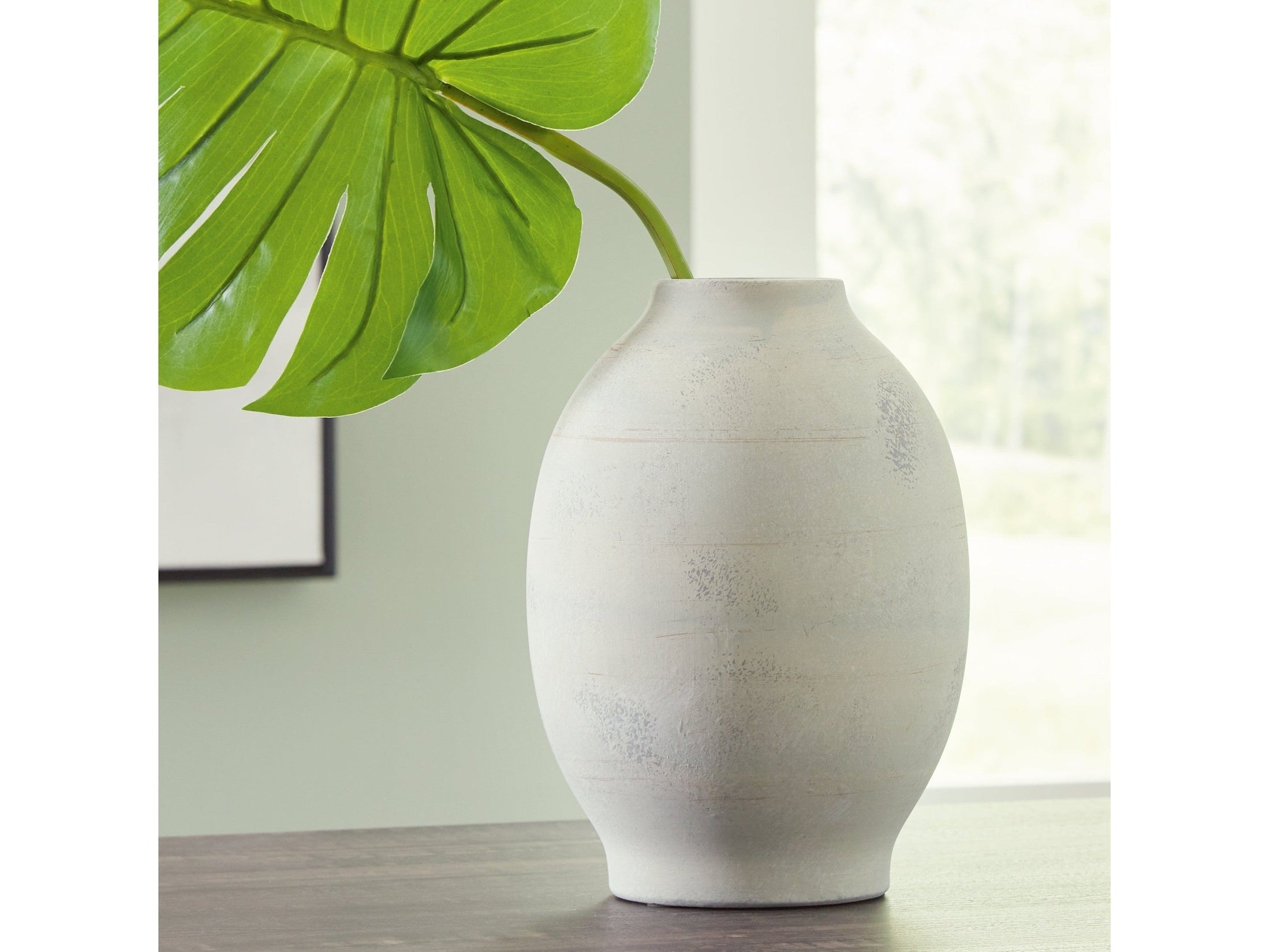 Clayson Green Vase (10"H)