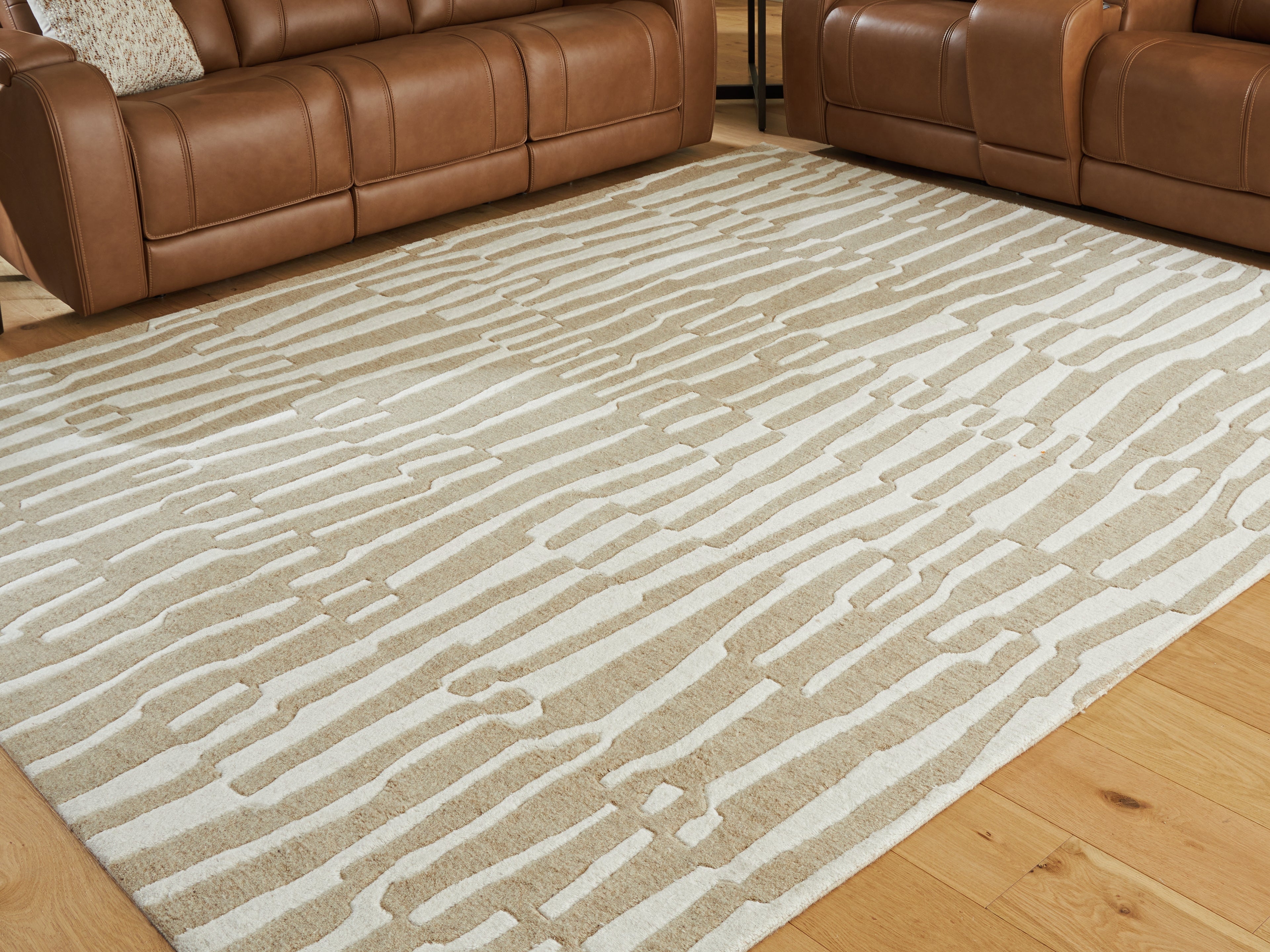 Corrbell Beige/White Large Rug