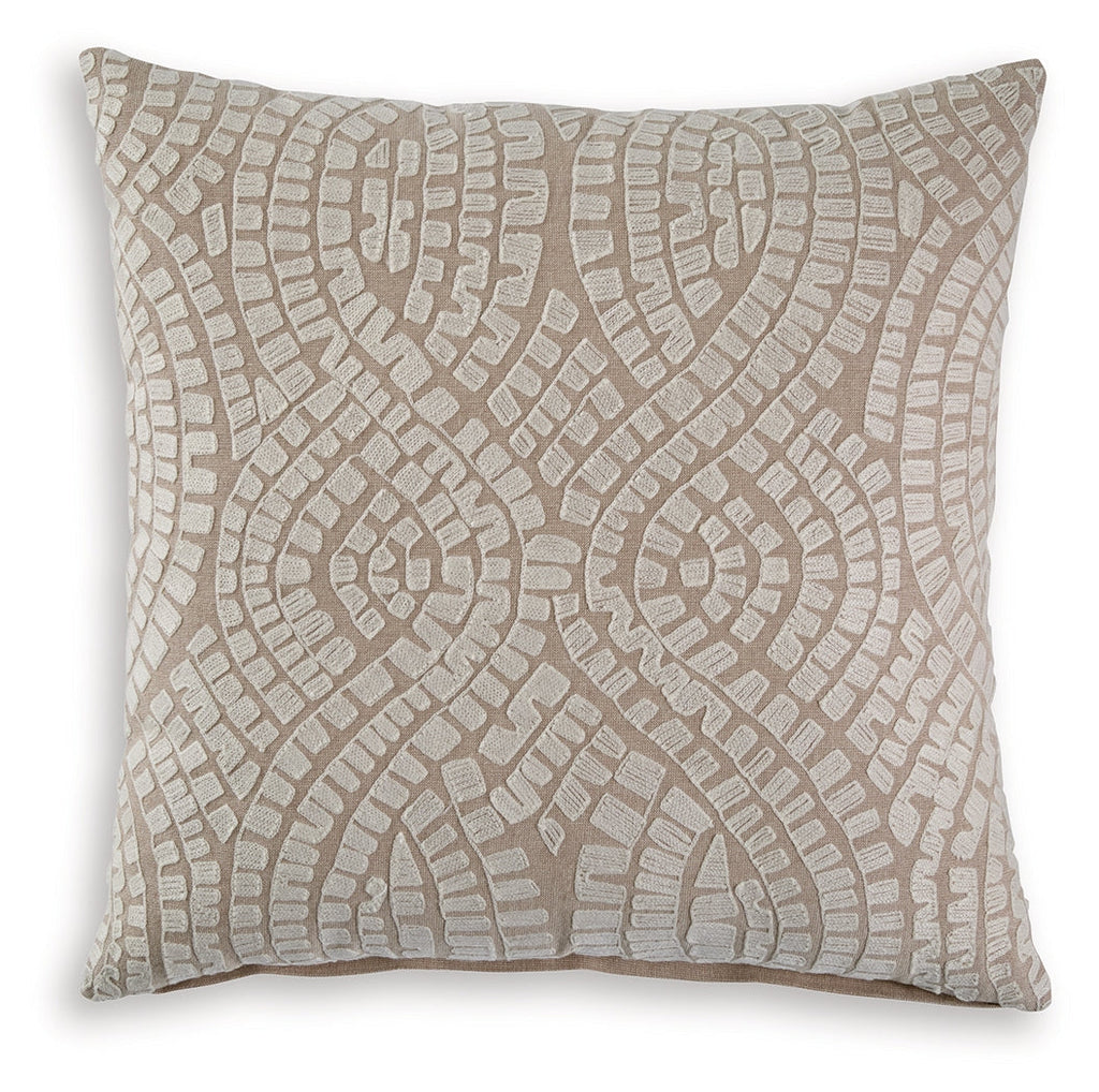 Cortlen Beige/Ivory Pillow (Set of 4)
