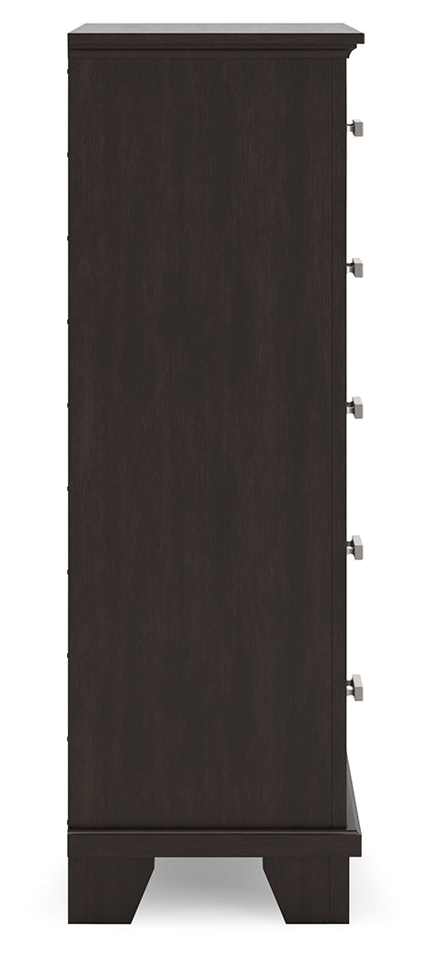 Covetown Dark Brown Full Panel Bedroom Set with Chest and Nightstand