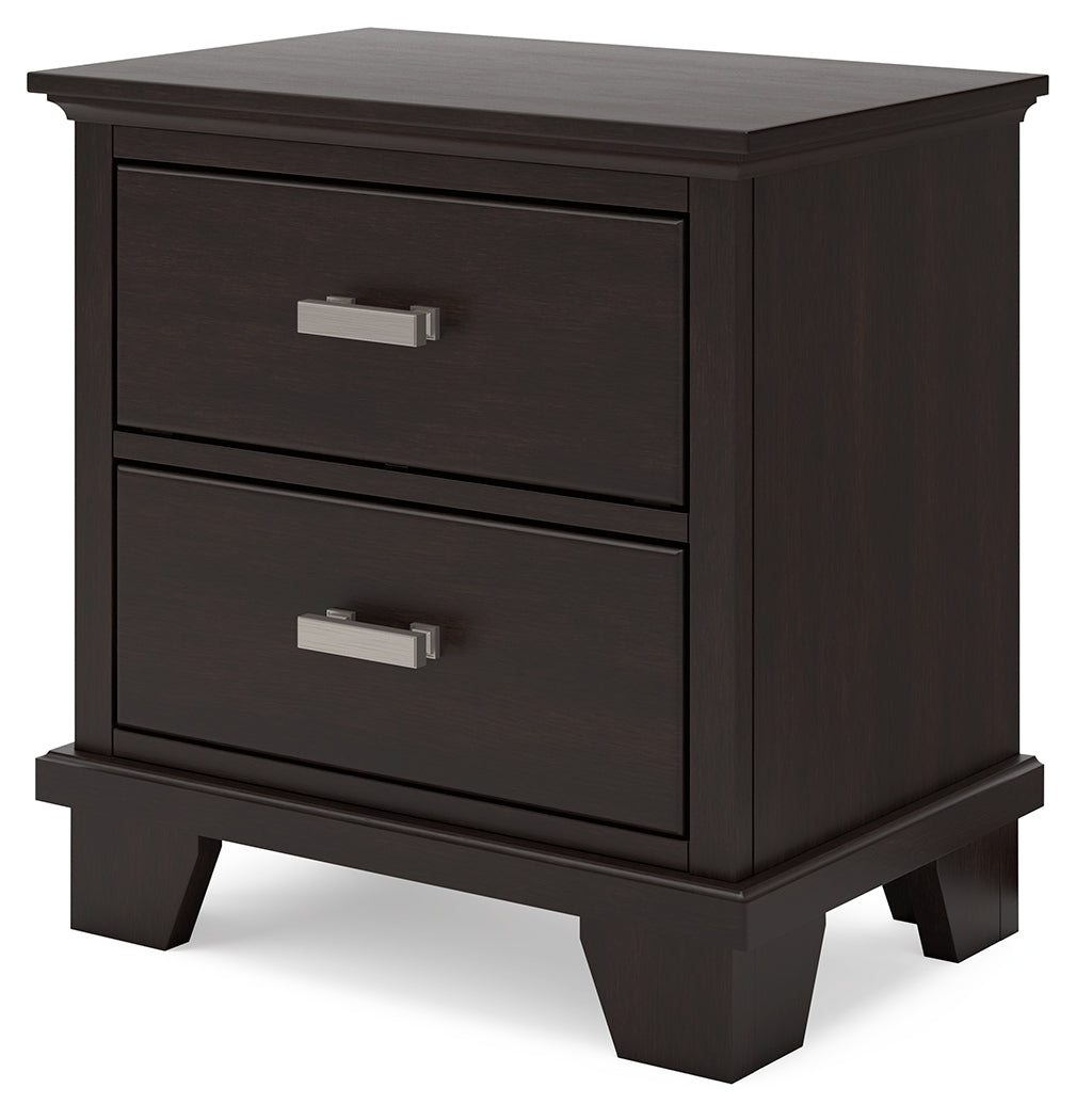 Covetown Dark Brown Full Panel Bedroom Set with Chest and Nightstand