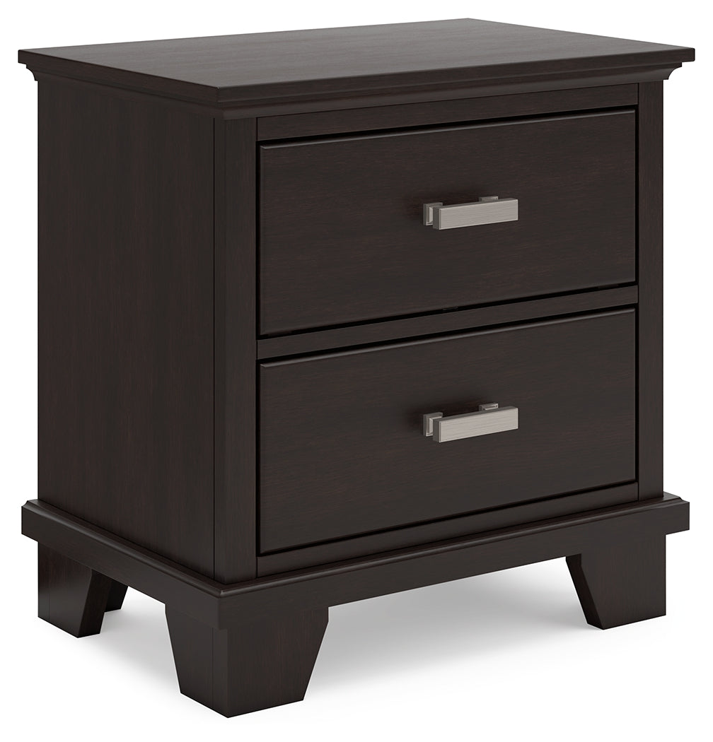 Covetown Dark Brown Queen Panel Bedroom Set with Nightstand