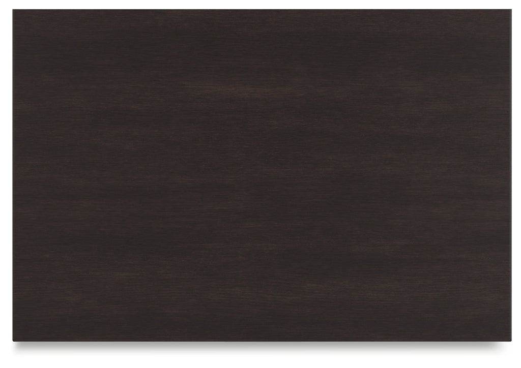 Covetown Dark Brown Queen Panel Bedroom Set with Nightstand