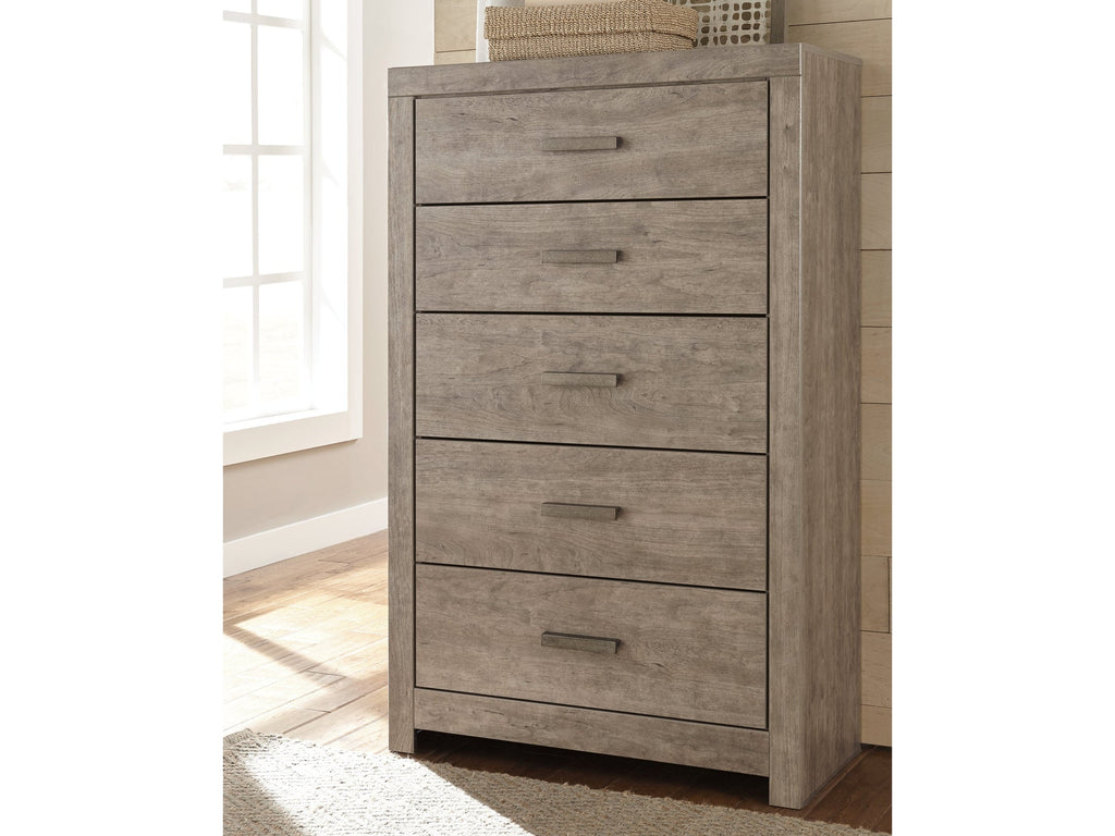 Culverbach Gray Chest of Drawers