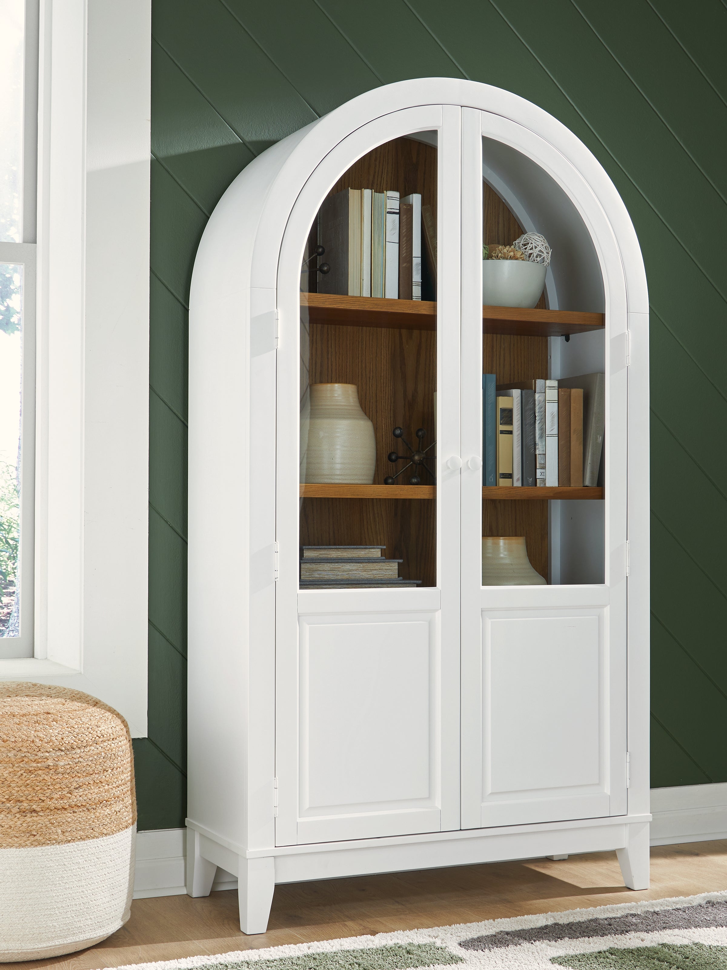 Dagandale White/Natural Accent Cabinet