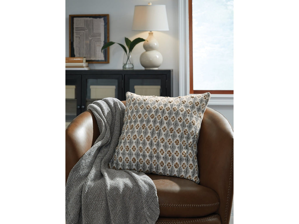 Dainwick White/Gray/Brown Pillow (Set of 4)