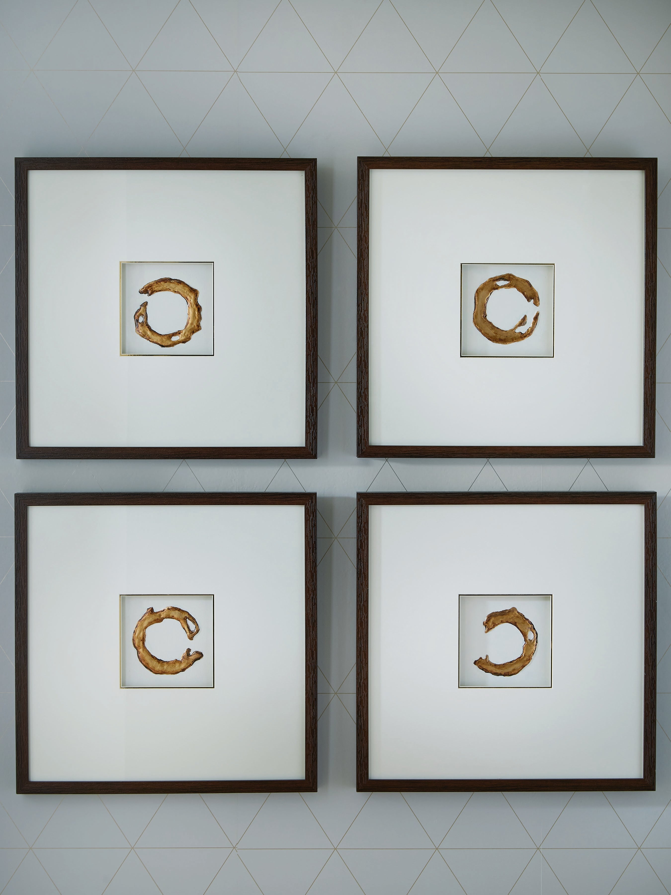 Dallbourne White/Gold Wall Art Set (Set of 4)