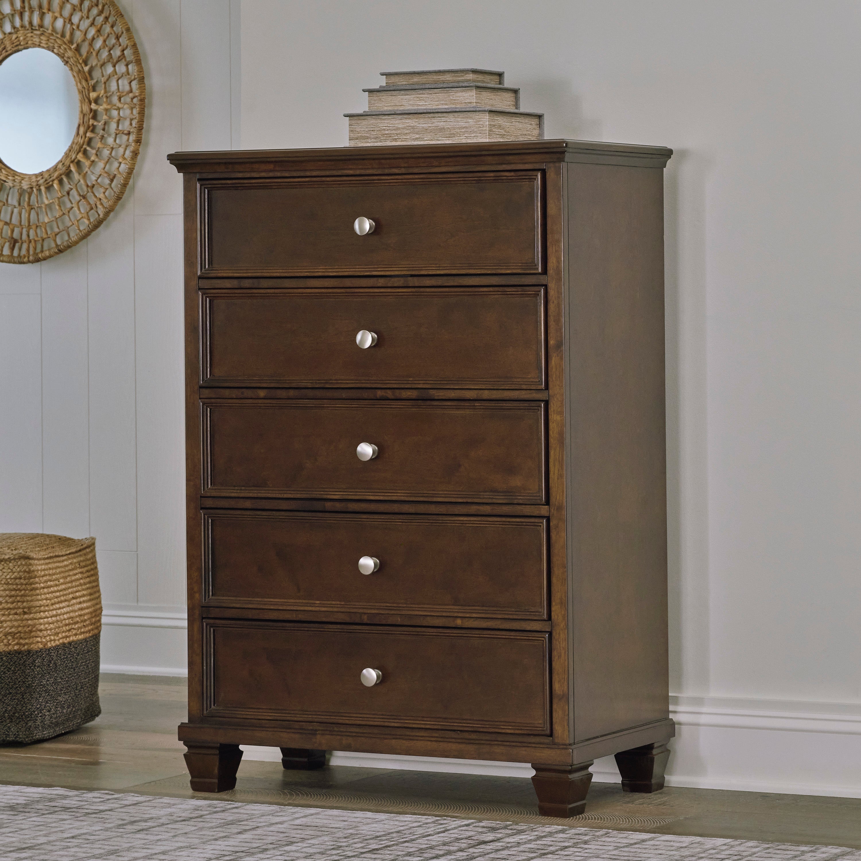 Danabrin Brown Full Panel 6-Piece Bedroom Set w/ 2 Nightstands