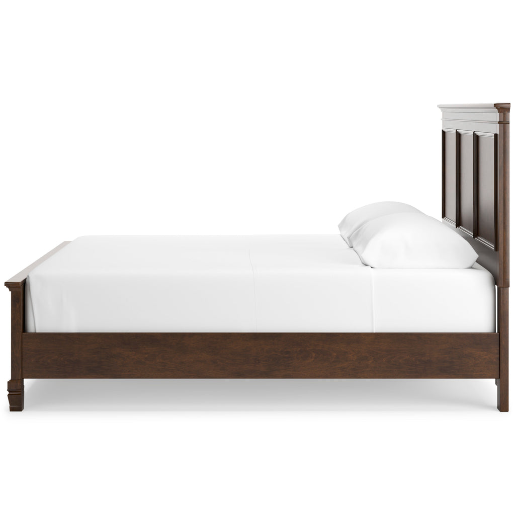 Danabrin Brown King Panel 4-Piece Bedroom Set