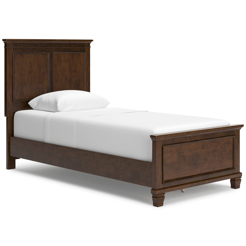 Danabrin Brown King Panel Bed & Dresser & Mirror & Nightstand