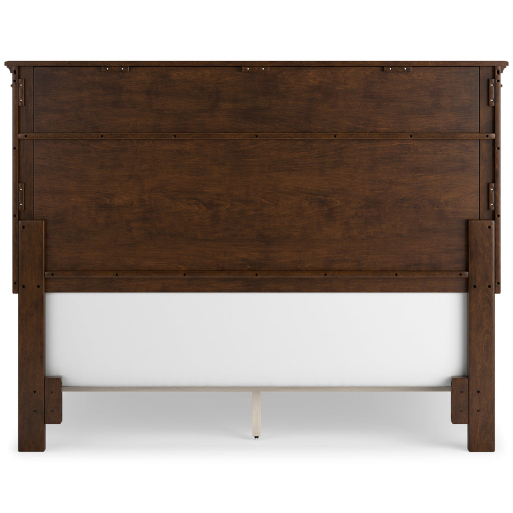 Danabrin Brown Queen Panel 6-Piece Bedroom Set w/ 2 Nightstands