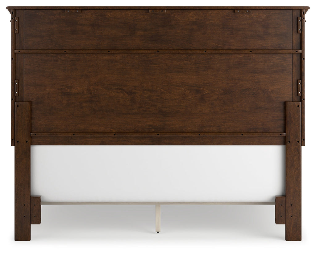Danabrin Queen Panel Bedroom Set, Brown