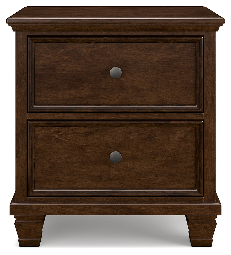 Danabrin Queen Panel Bedroom Set, Brown