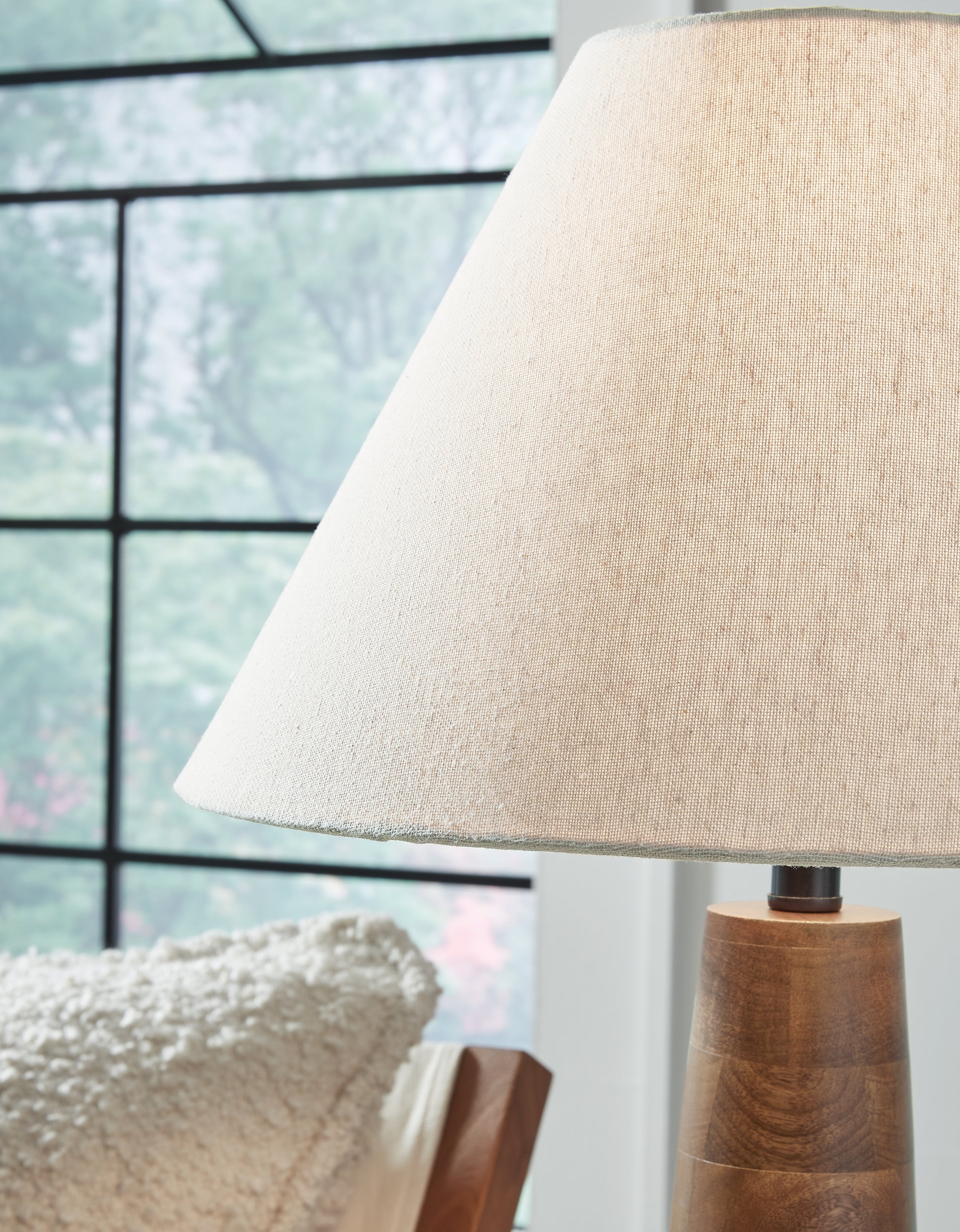 Danset Brown Table Lamp (Set of 2)