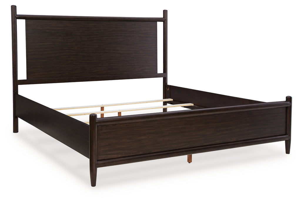 Dantenton Merlot California King Panel Bed
