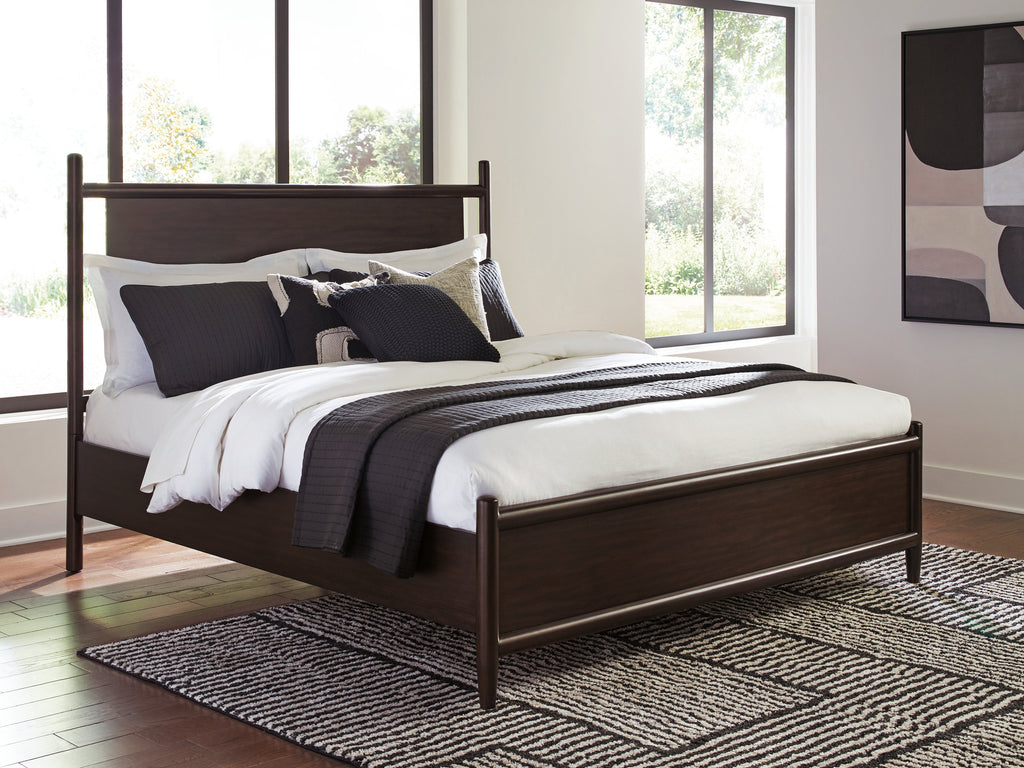 Dantenton Merlot King Panel Bed