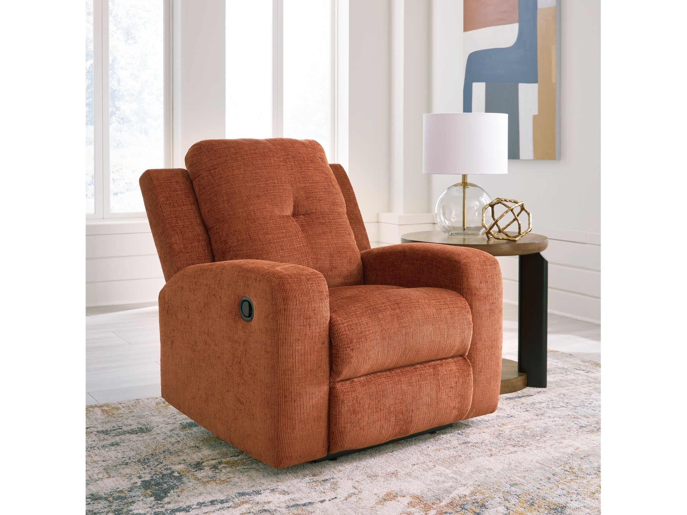 Danum Spice Zero Wall Recliner