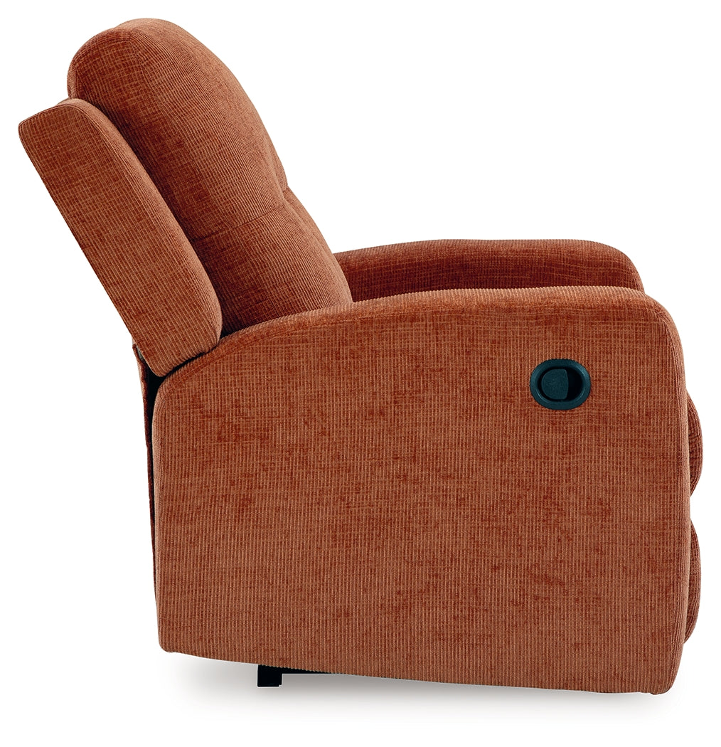 Danum Spice Zero Wall Recliner