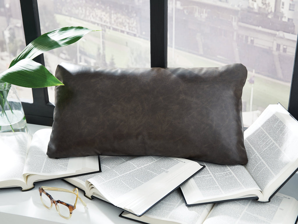 Danvale Dark Brown Pillow (Set of 4)