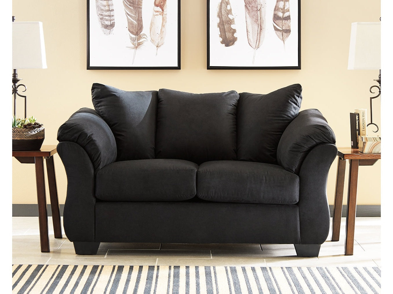 Darcy Stationary Loveseat