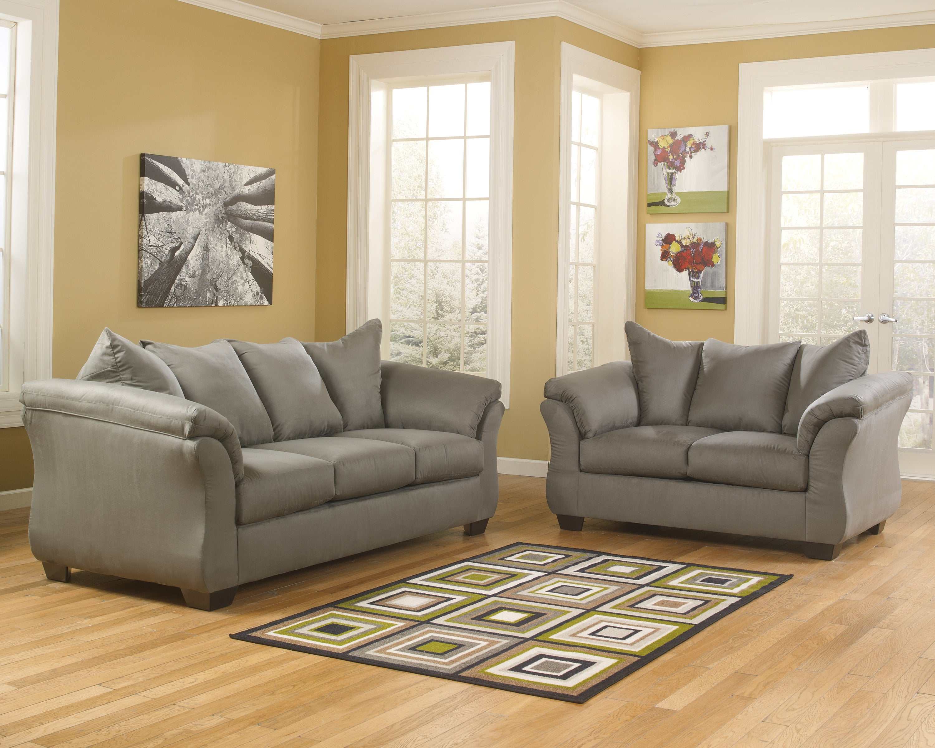 Darcy Stationary Loveseat